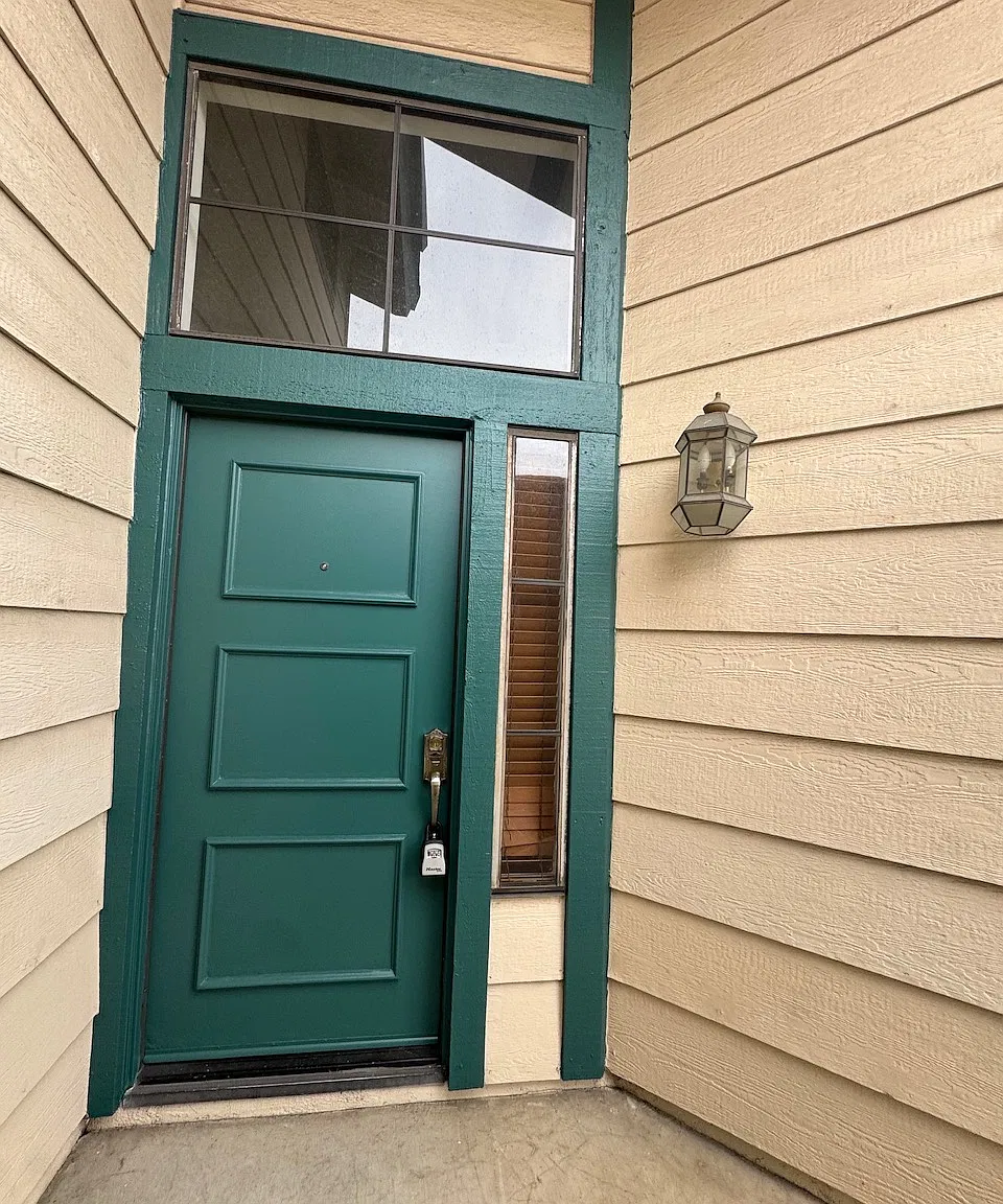 4 bed, 1958 sqft, $3,300 — Photo 4