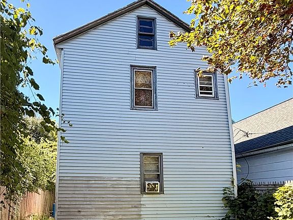 3rd image of 239 Gorton St
