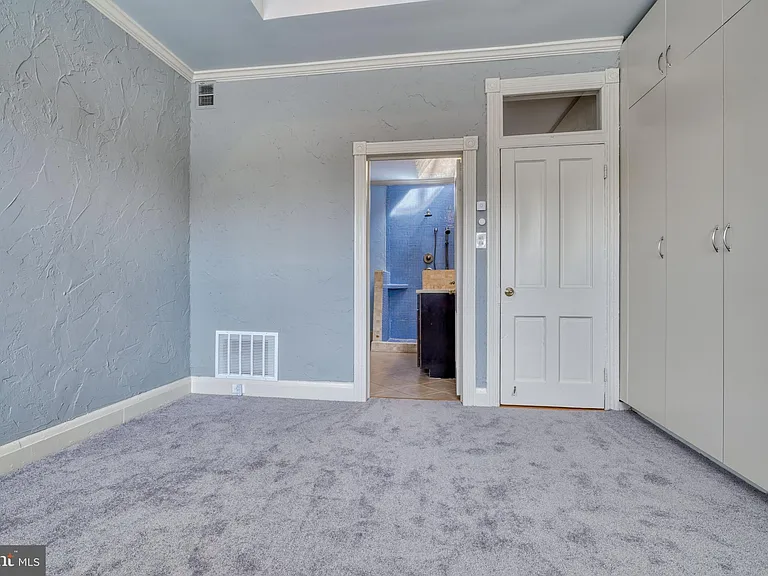 119 S Bouldin St — Photo 21