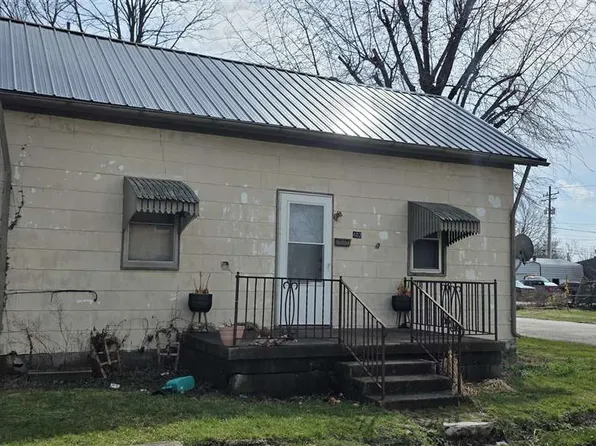 402 N Eastern Ave, Connersville, IN 47331