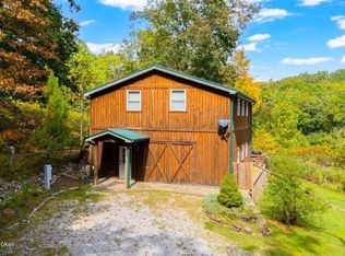 369 Reynolds Rd, Bee Spring, KY 42207