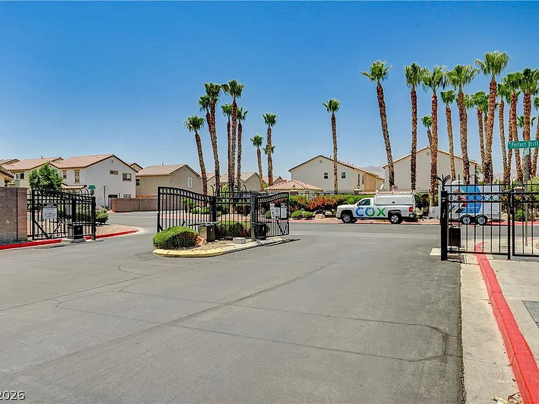 4208 Perfect Drift St — Photo 57