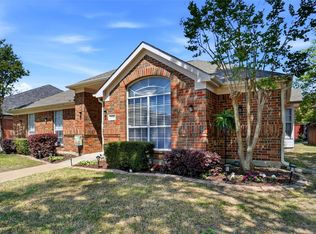 1704 Shadow Crk, Mesquite, TX 75181
