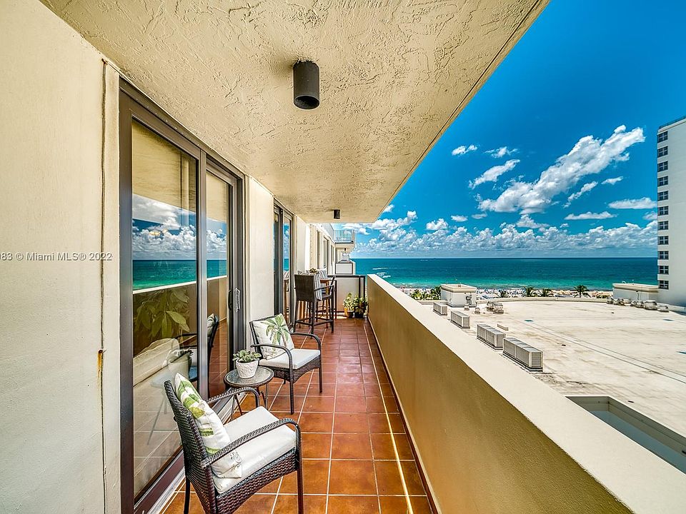 1st image of 1621 Collins Ave Penthouse 1008