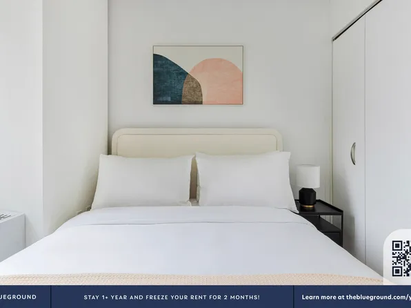 450 West 42nd Street image 22 of 34