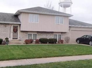 2351 Ardaugh Ave, Crest Hill, IL 60403