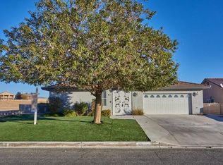 14790 Rivers Edge Rd, Helendale, CA 92342