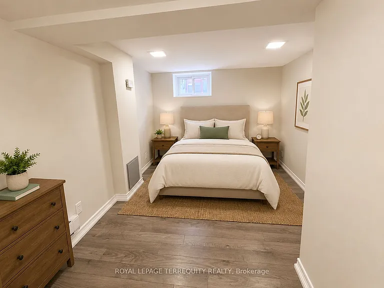 475 Woodbine Ave #2 — Photo 4