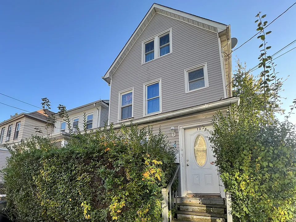 13 Garwood Pl #1