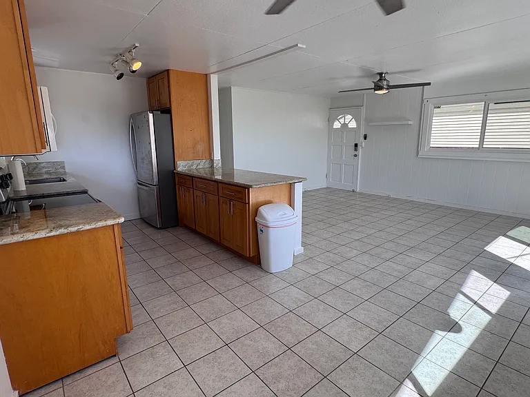 1576 Pahulu St #3 — Photo 5