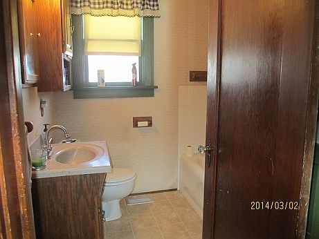Main fl bath