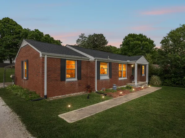 110 Pleasant Dr, Columbia, TN 38401