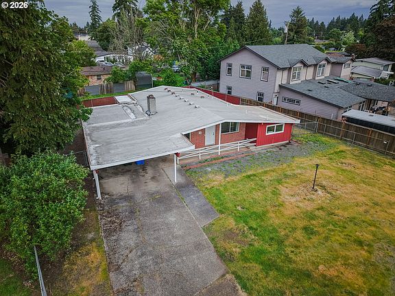 3rd image of 105 NE 94th Ave