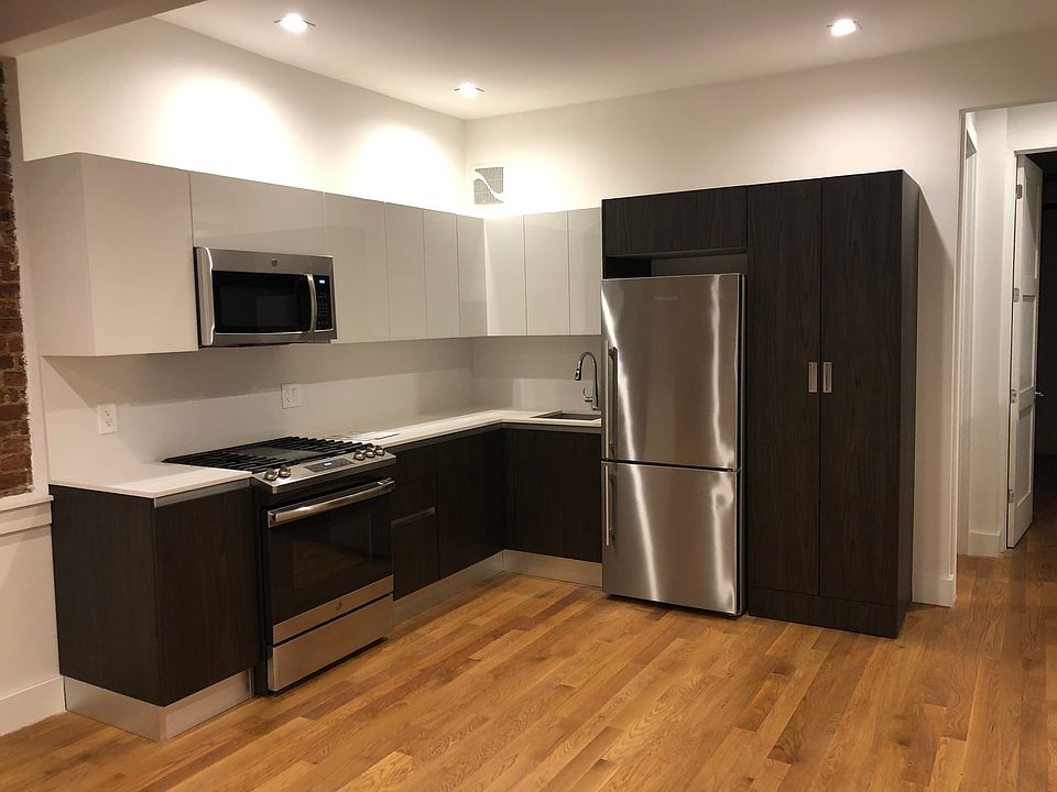 1st image of 147 16th St Floor 2