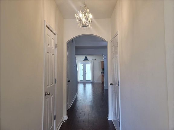 5th image of 3383 Marla Blvd NW