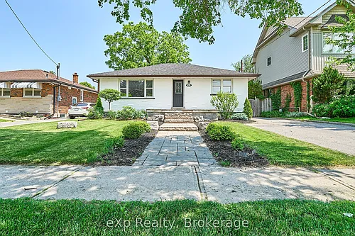 111 Riverside Dr N Photo 1