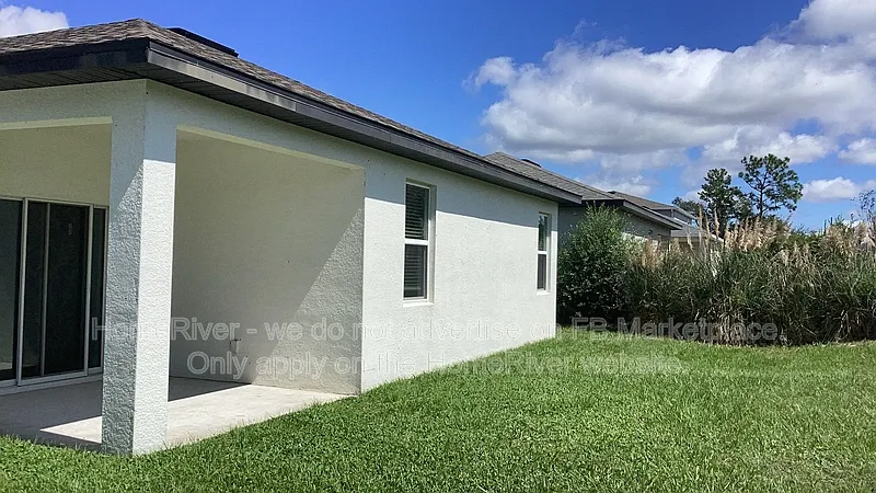 4 bed, 2.0 bath, 1605 sqft, $1,795 — Photo 3