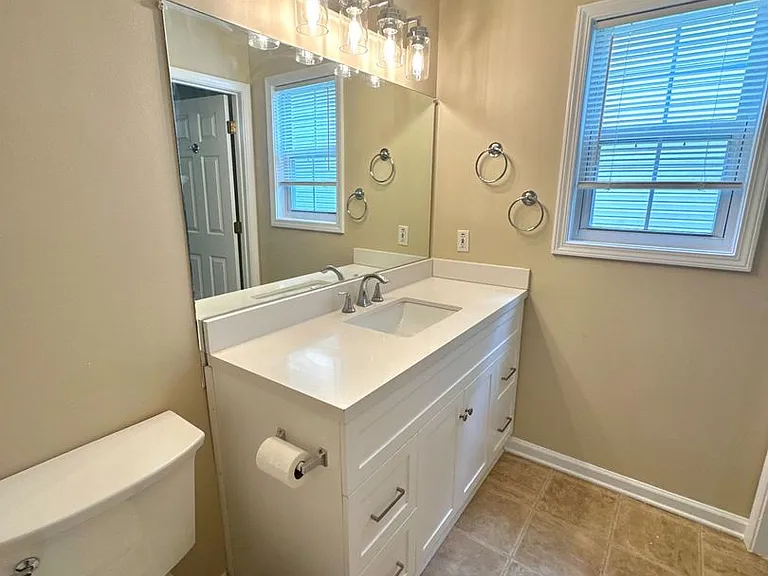 185 Weatherstone Dr — Photo 14