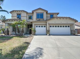 32327 Perigord Rd, Winchester, CA 92596