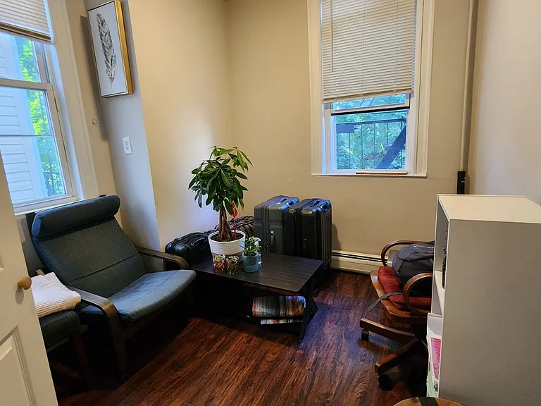 207 Bowers St #2L — Photo 9