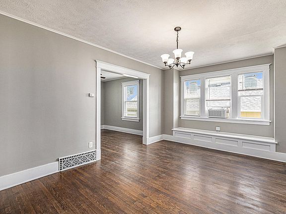 5th image of 918 S 25th Ave