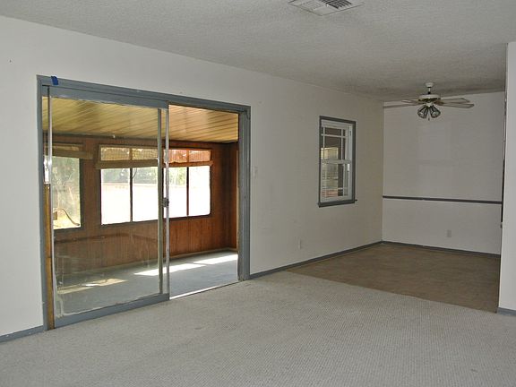 4th image of 1215 Lancewood Ave