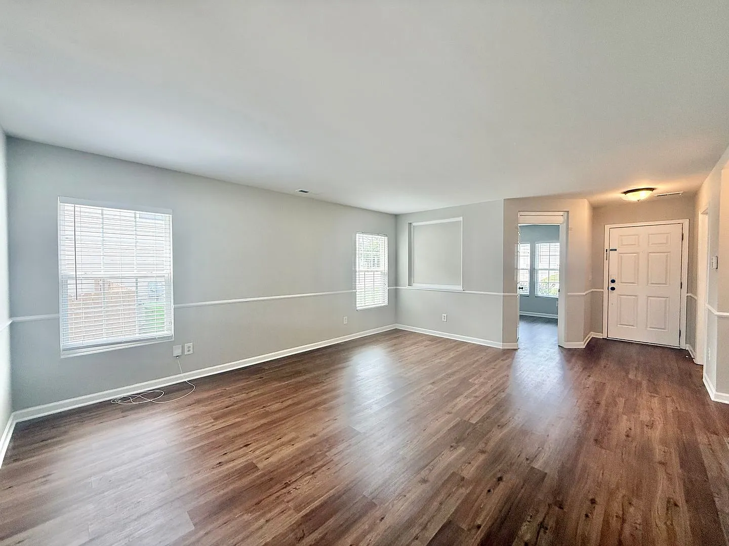 Spacious 3BD, 2.5BA Raleigh Home with a Bonus Office/Den & Large Loft With Easy Access to Downtow... — Photo 4