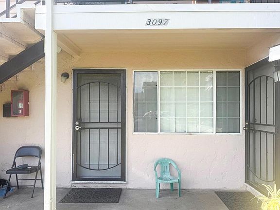 4th image of 3097 Pearl Ave