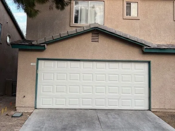 5230 Souvenir Ln, Las Vegas, NV 89118