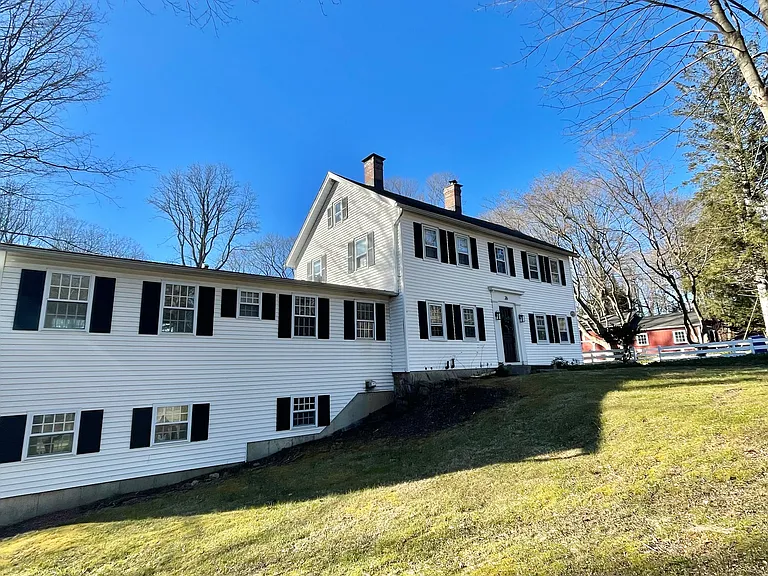 26 Pine St — Photo 15