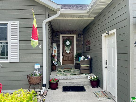 2nd image of 4305 Stone Park Blvd