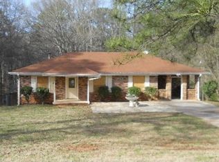 5206 River Rd, Ellenwood, GA 30294