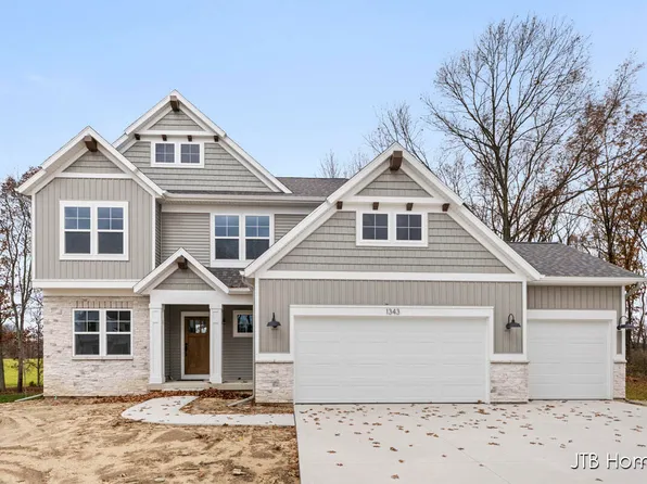 1343 Kimber Dr #88, Lowell, MI 49331
