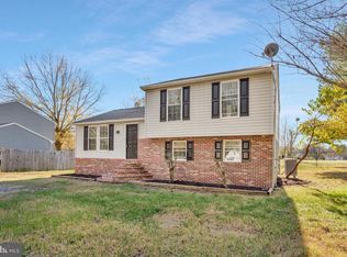 123 Cove Point Rd, Lusby, MD 20657