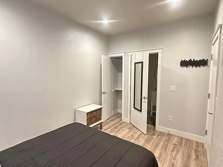 1280 W Center Ave — Photo 12