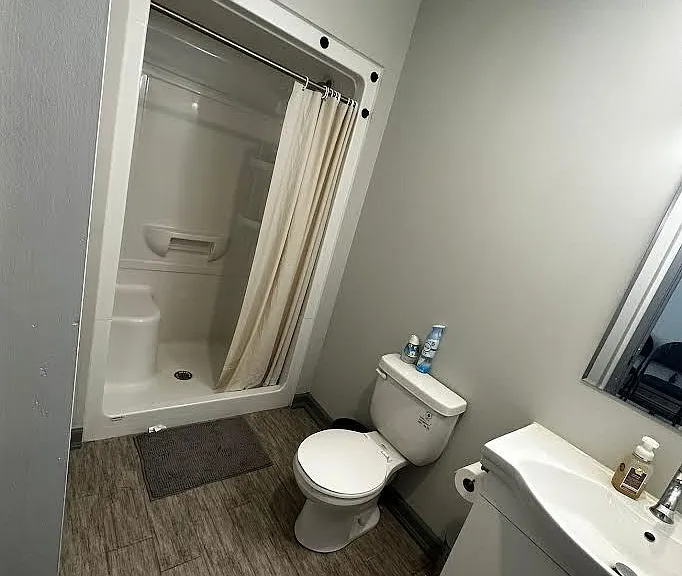 258 A Sunview St #111 — Photo 5