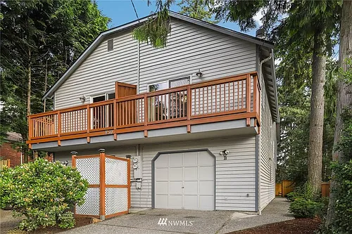 850 NE 123rd St #B Photo 1 850 NE 123rd St #B Photo 1