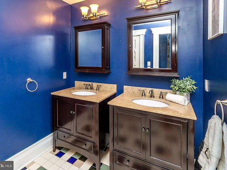 24 Camelia Ct — Photo 35