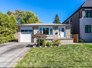 815 Douglas Ave, Pickering, ON L1W 1N2
