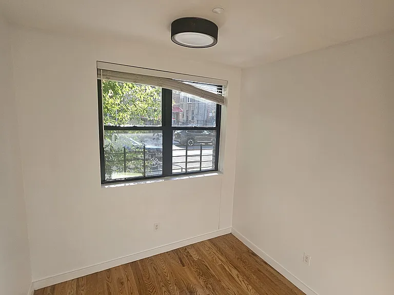 722 Hinsdale St #1A — Photo 5