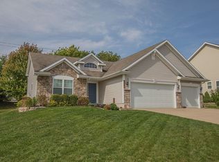 4112 155th St, Urbandale, IA 50323