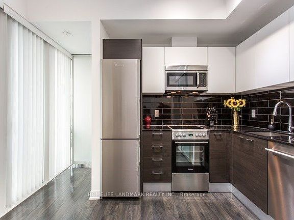 5th image of 42 Charles St E Unit 3809