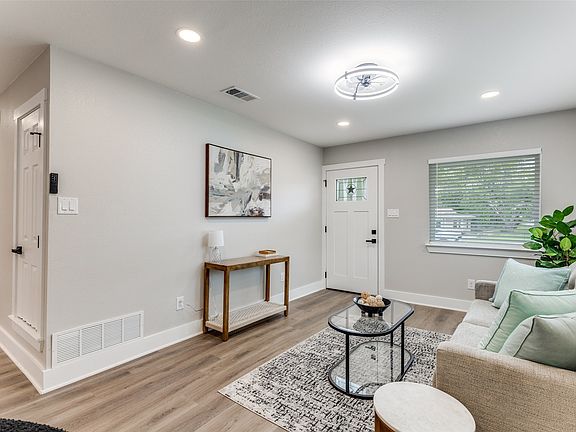 5th image of 5848 Fursman Ave