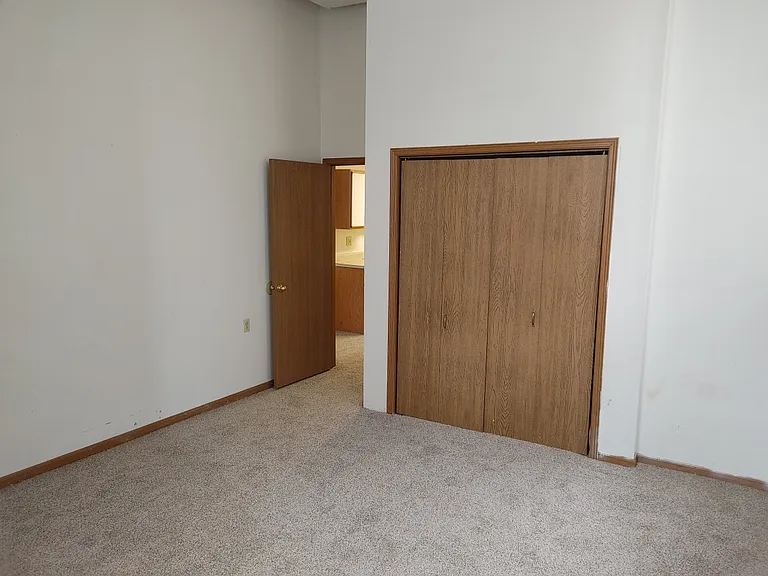 314 Randolph St — Photo 5