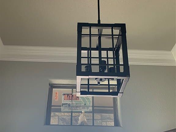 4th image of 8180 Money Ln