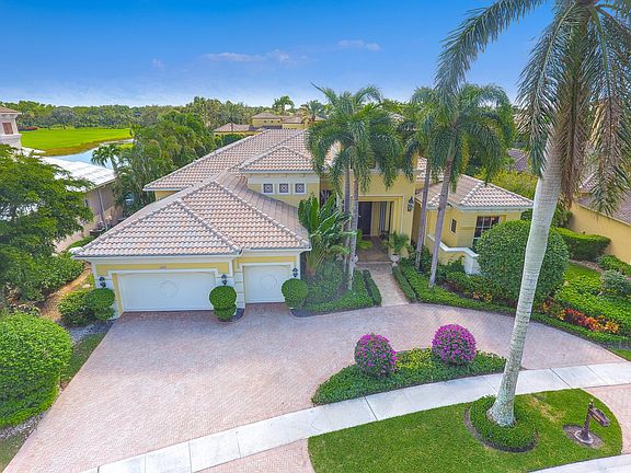 Home For Sale In Addison Reserve