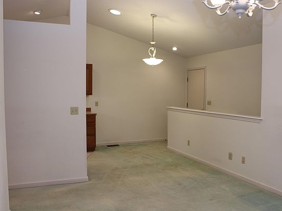 2nd image of 112 W Hamtramck St