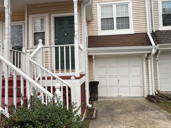 18715 Martins Landing Dr