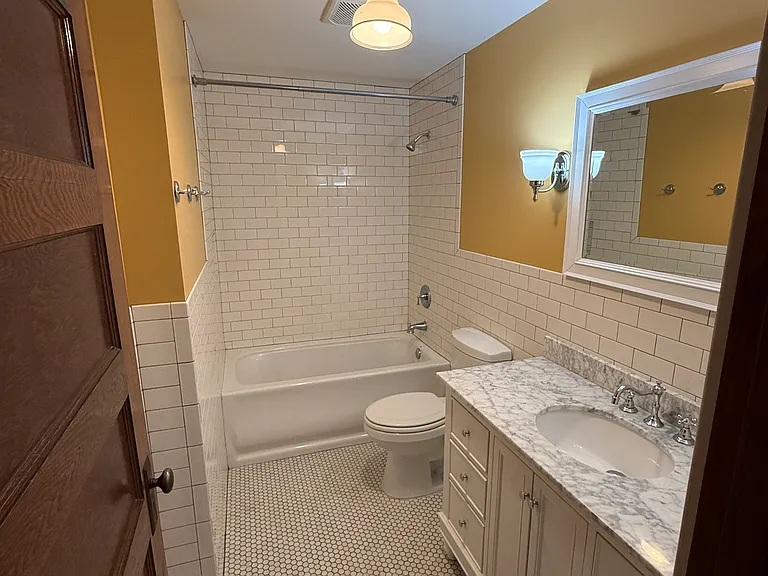 114 N Summit Ave #114B — Photo 10