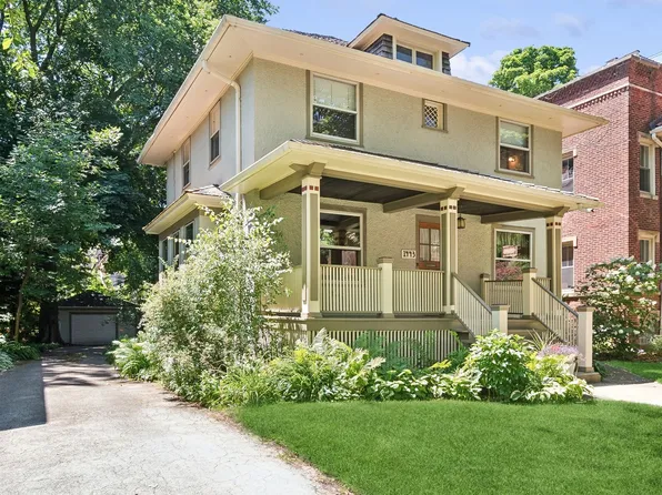 1443 W Birchwood Ave, Chicago, IL 60626